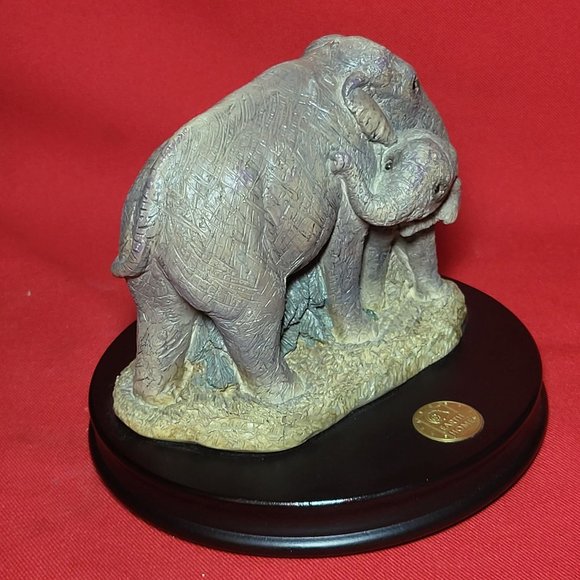 Earth Home Indian Elephant Mother and Calf Figurine on Wood Base - Picture 7 of 14